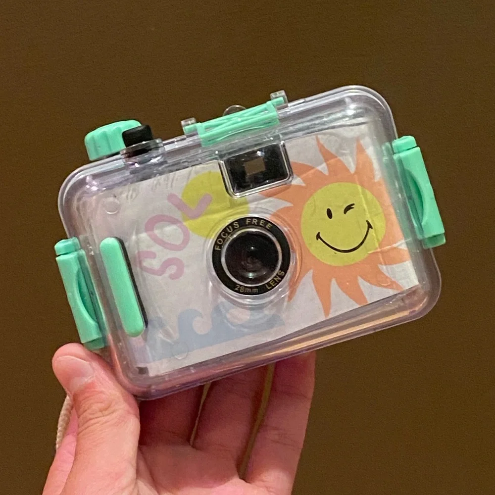 FILM CAMERA WITH WATERPROOF CASE
